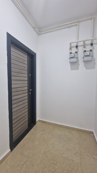 Metrou Pacii, 2 camere cu gradina de 150 mp,  comision 0%.