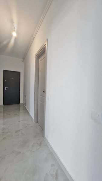 Metrou Pacii, 2 camere cu gradina de 150 mp,  comision 0%.