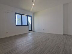 Metrou Pacii, 2 camere cu gradina de 150 mp, comision 0%